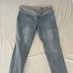 SHEIN Gray Jeggings with Classic Fit